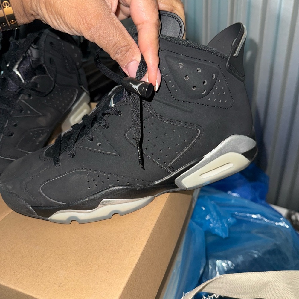 Nike Jordan 6 men’s sz  9 Black/silver